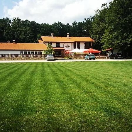 Izvor Hotel "Изворъ" Shipot ภายนอก รูปภาพ