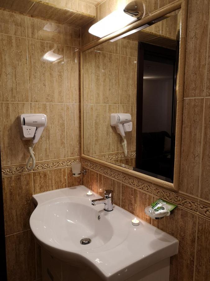 Izvor Hotel "Изворъ" Shipot ภายนอก รูปภาพ