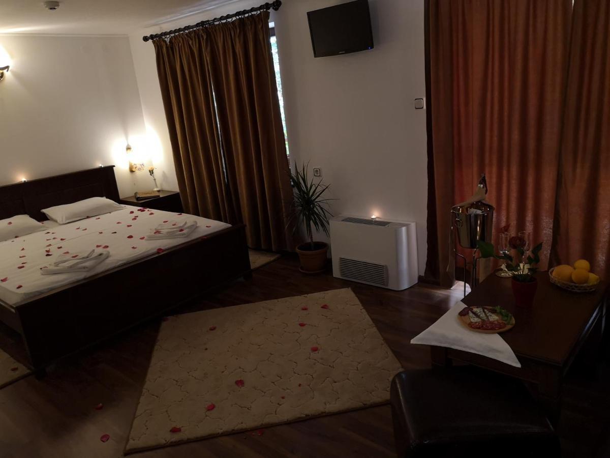 Izvor Hotel "Изворъ" Shipot ภายนอก รูปภาพ
